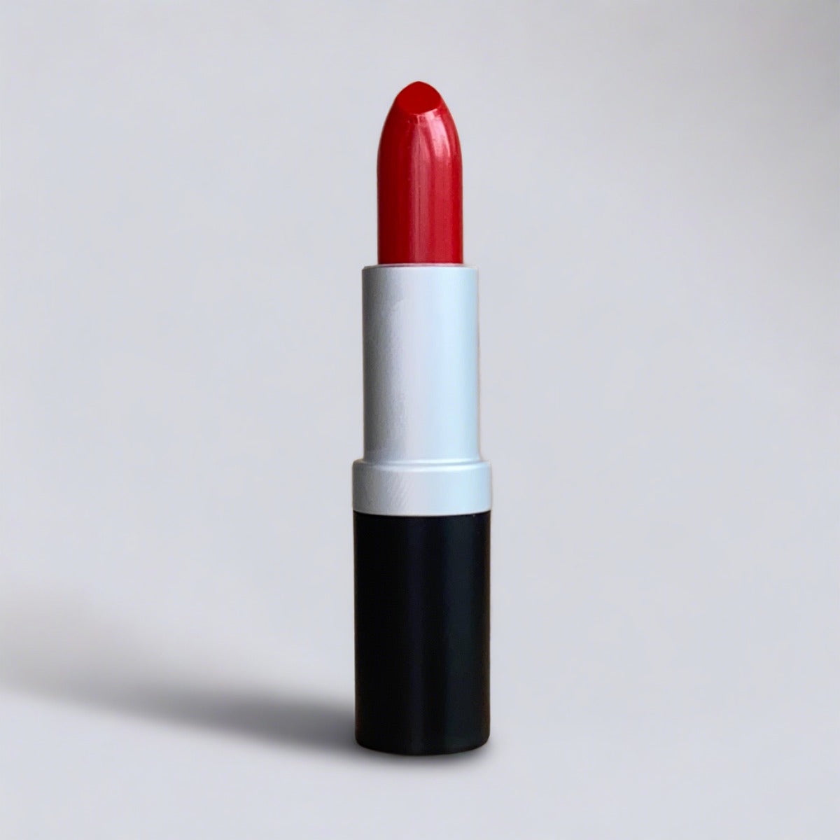 Classic, timeless bright highly-moisturizing lipstick