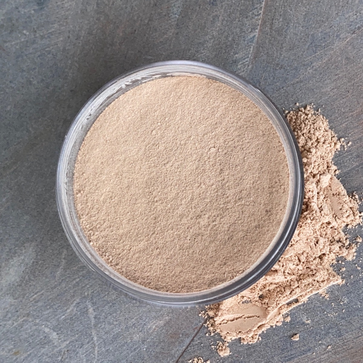 Ivory Golden Wheat Loose Powder Foundation