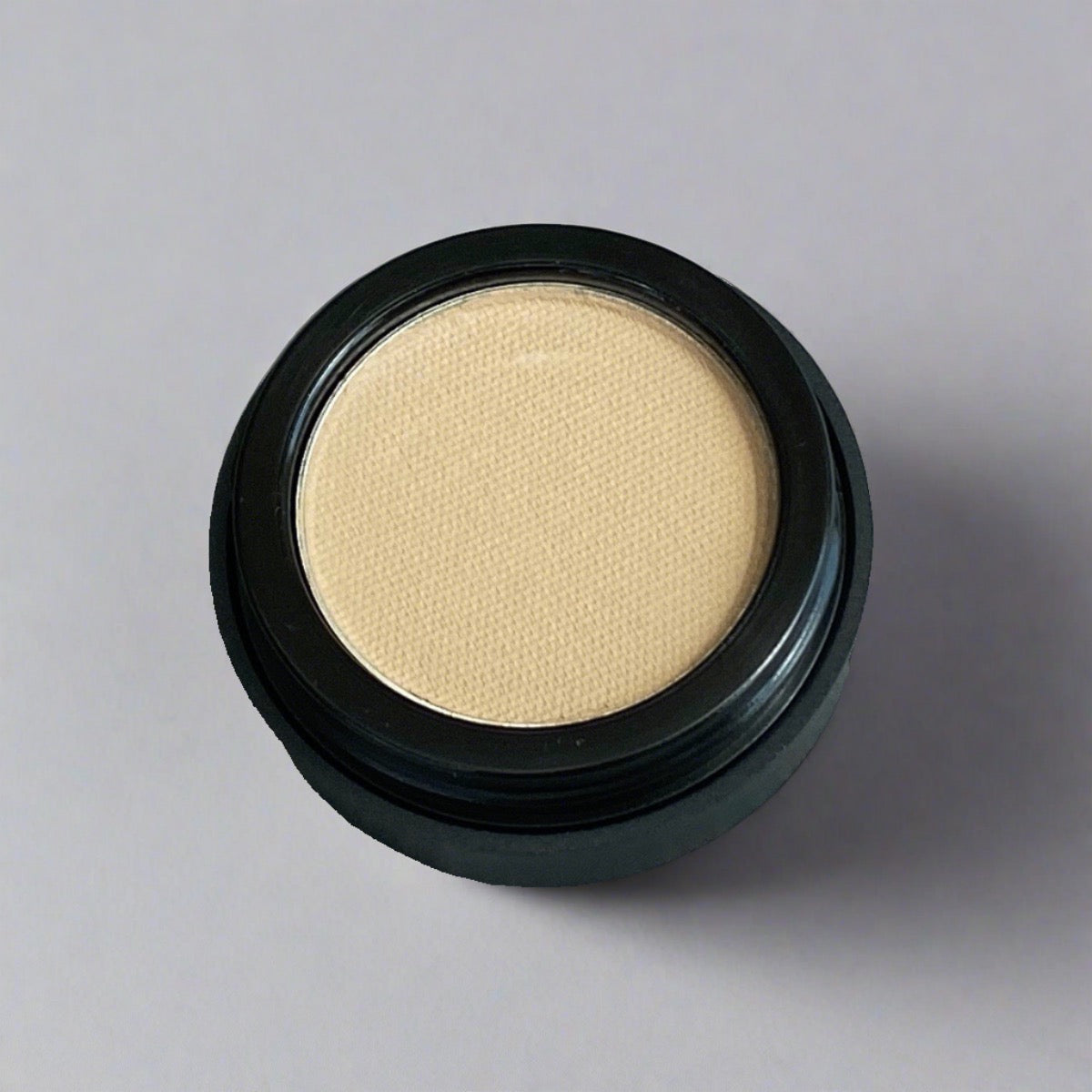 Yellow warm tan Khaki Eyeshadow for a wet/dry eye look