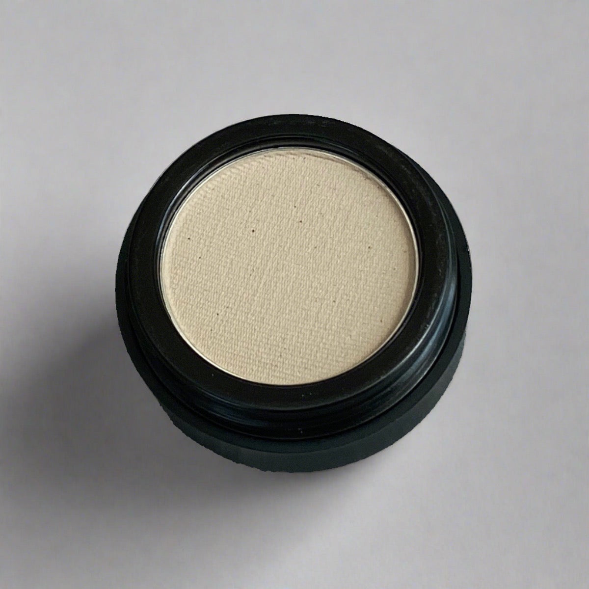 Close-up of Nearly Beige Eyeshadow – rich pigmentation for blending